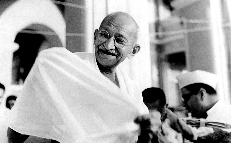 Gandhi Jayanti: மகாத்மா காந்தியும் `ஹே ராம்`  சர்ச்சையும் – உண்மை என்ன?