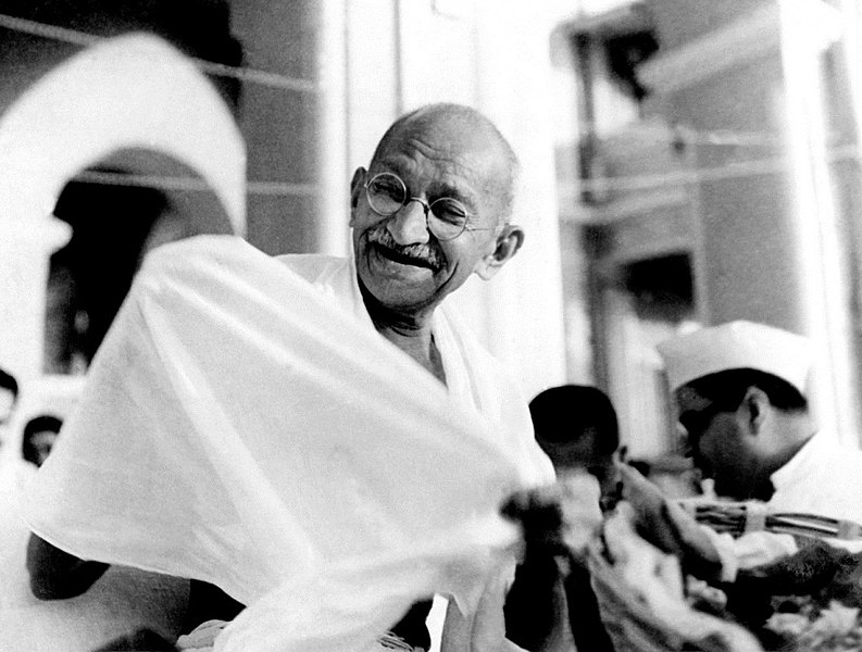 Gandhi Jayanti: மகாத்மா காந்தியும் `ஹே ராம்`  சர்ச்சையும் – உண்மை என்ன?