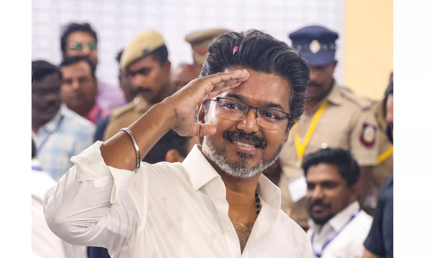 முதல்வர் விஜய் ரோடு ஷோ செல்ல திட்டம்..! அமைச்சர்கள் நேரில் ஆய்வு